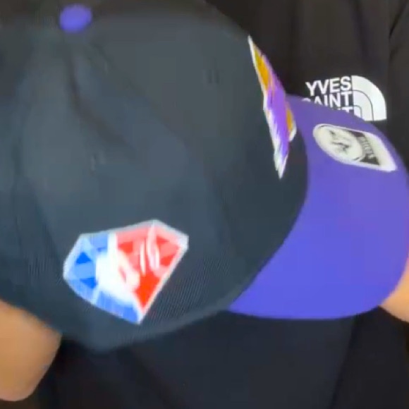 LA Lakers 47 adjustable cap - Picture 6 of 8